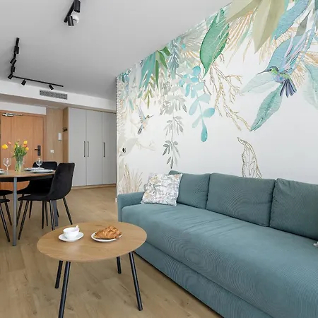 Klimatyzowane Art W Mielnie Z Parkingiem I Basenem By Renters Apartamento *