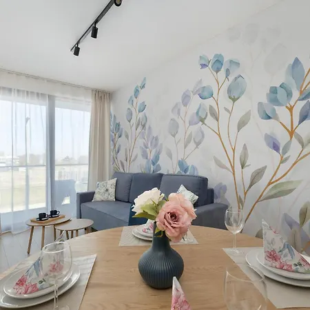 Apartamento Klimatyzowane Art W Mielnie Z Parkingiem I Basenem By Renters