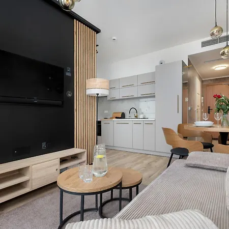 Apartamento Klimatyzowane Art W Mielnie Z Parkingiem I Basenem By Renters